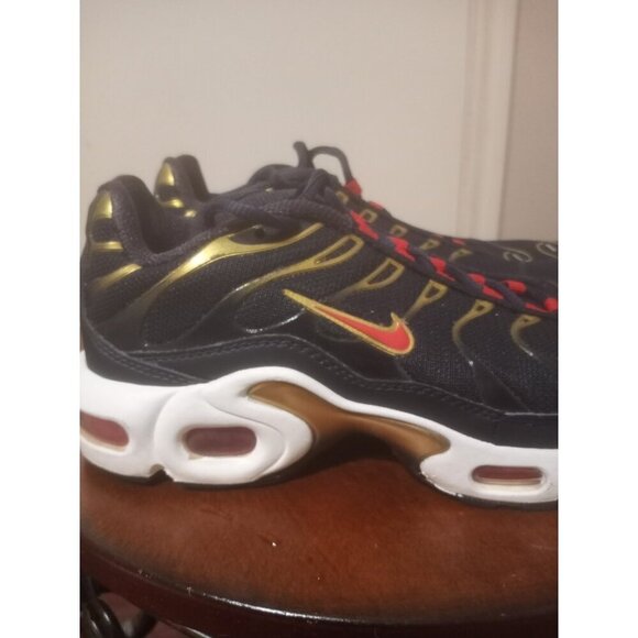 Nike Air Max Plus OG Size 5.5 Y Obsidian/ Comet Red, DJ2009-400 Tennis Shoes - Picture 6 of 16